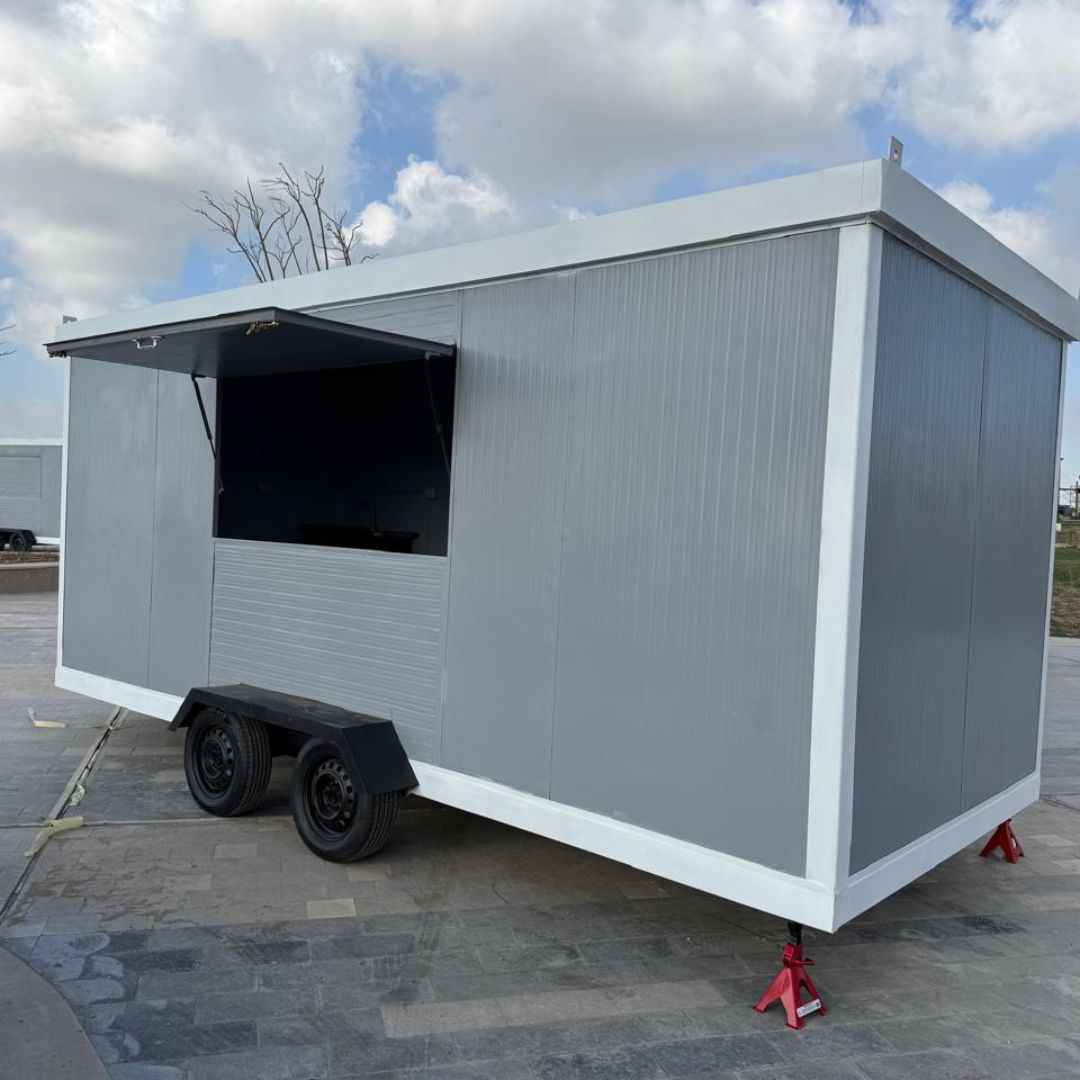 مطاعم متنقلة وثابتة